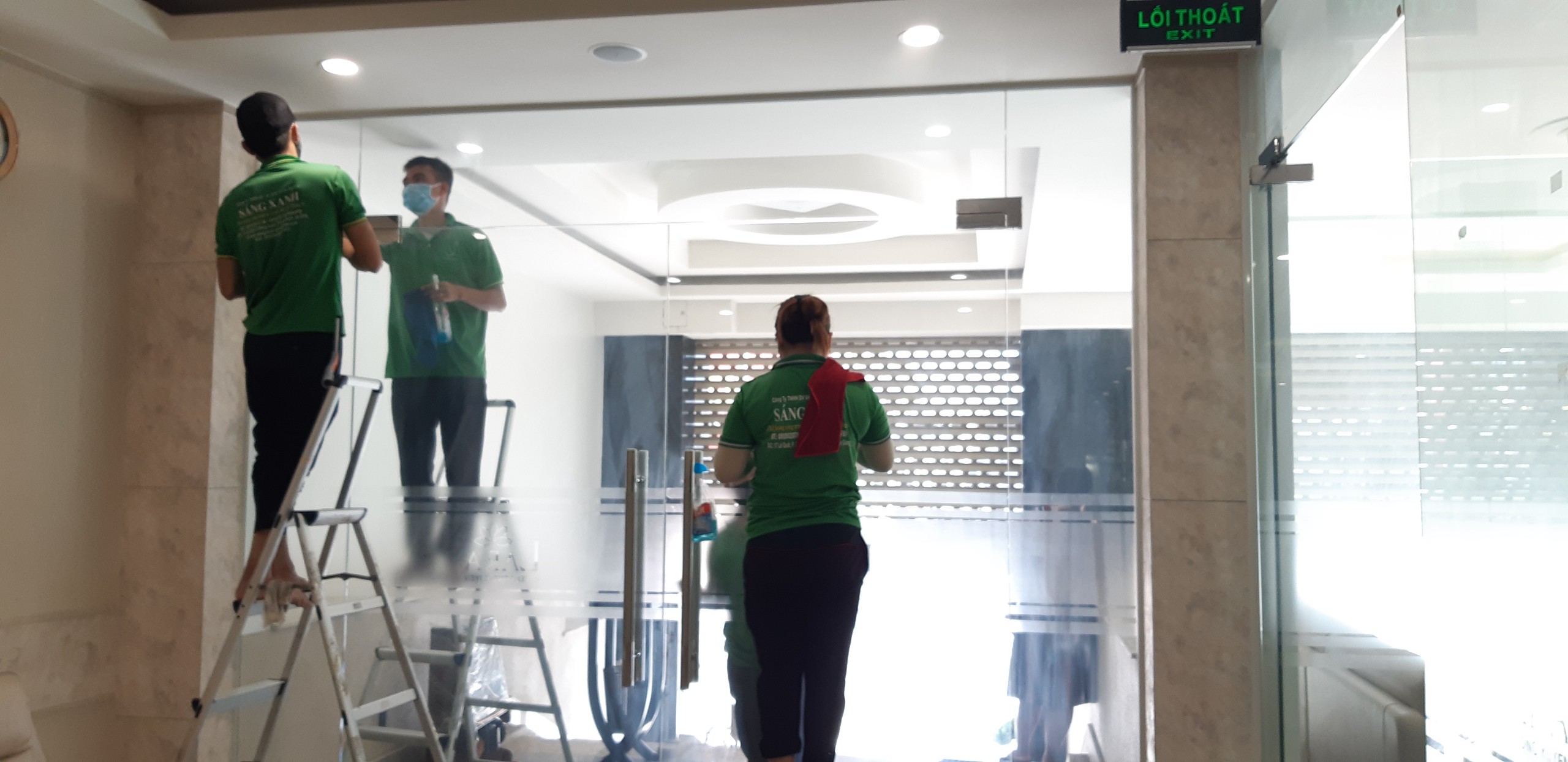 Dịch vụ vệ sinh cho văn phòng