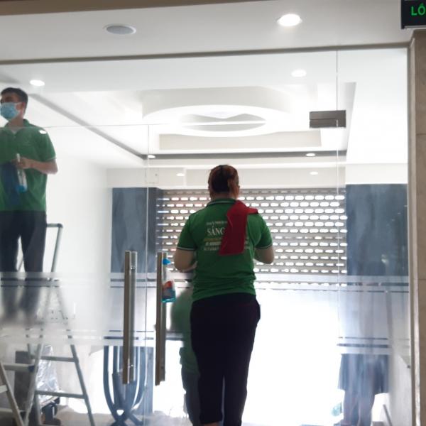 Dịch vụ vệ sinh cho văn phòng