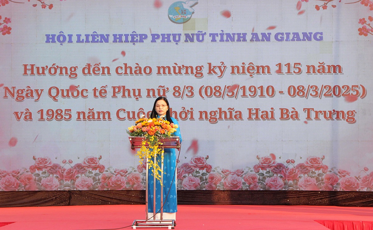 1500 nguoi tham gia ngay hoi ton vinh ao dai truyen thong viet nam 12
