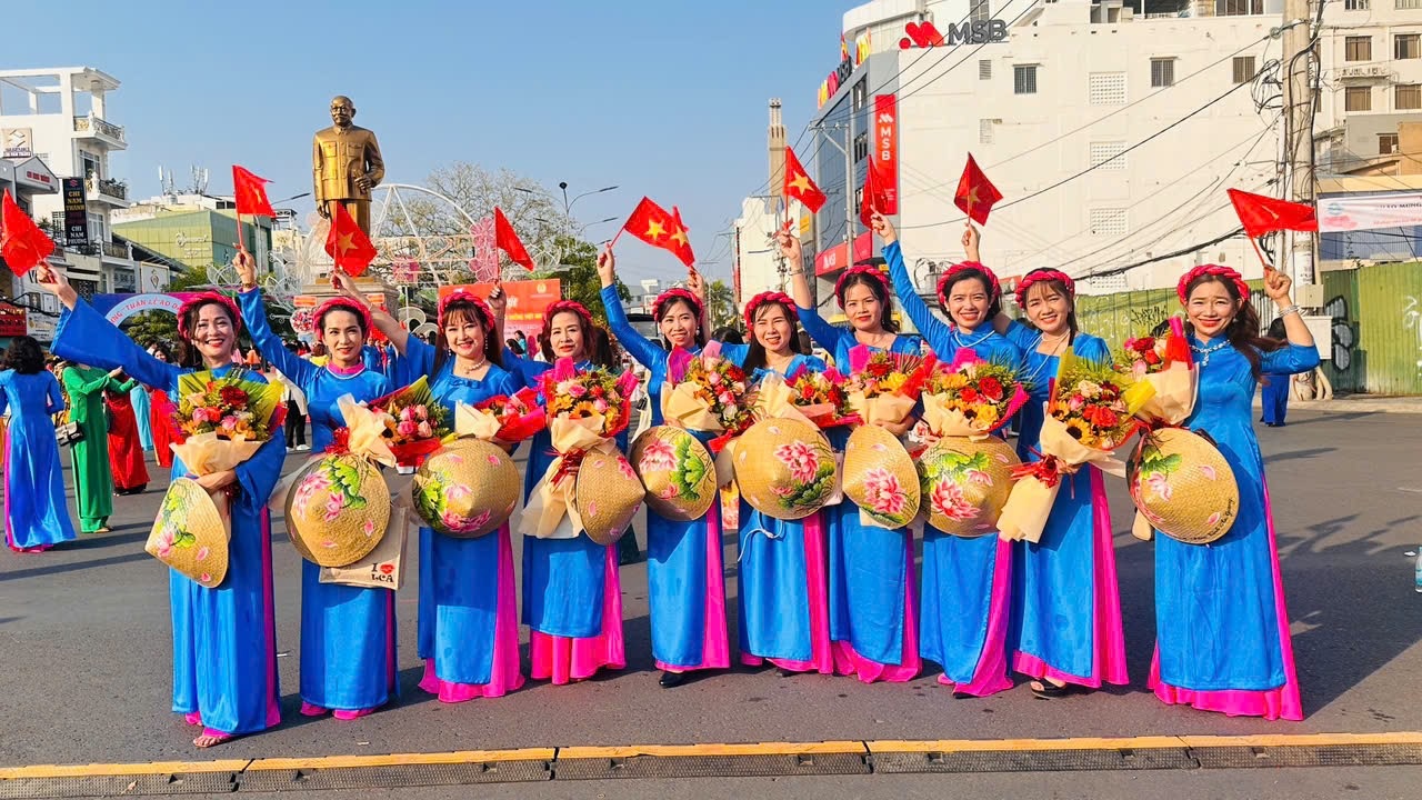 1500 nguoi tham gia ngay hoi ton vinh ao dai truyen thong viet nam 13