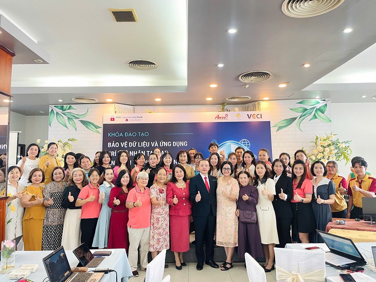 khoa dao tao bao ve du lieu va ung dung tri tue nhan tao an toan trong doanh nghiep 2