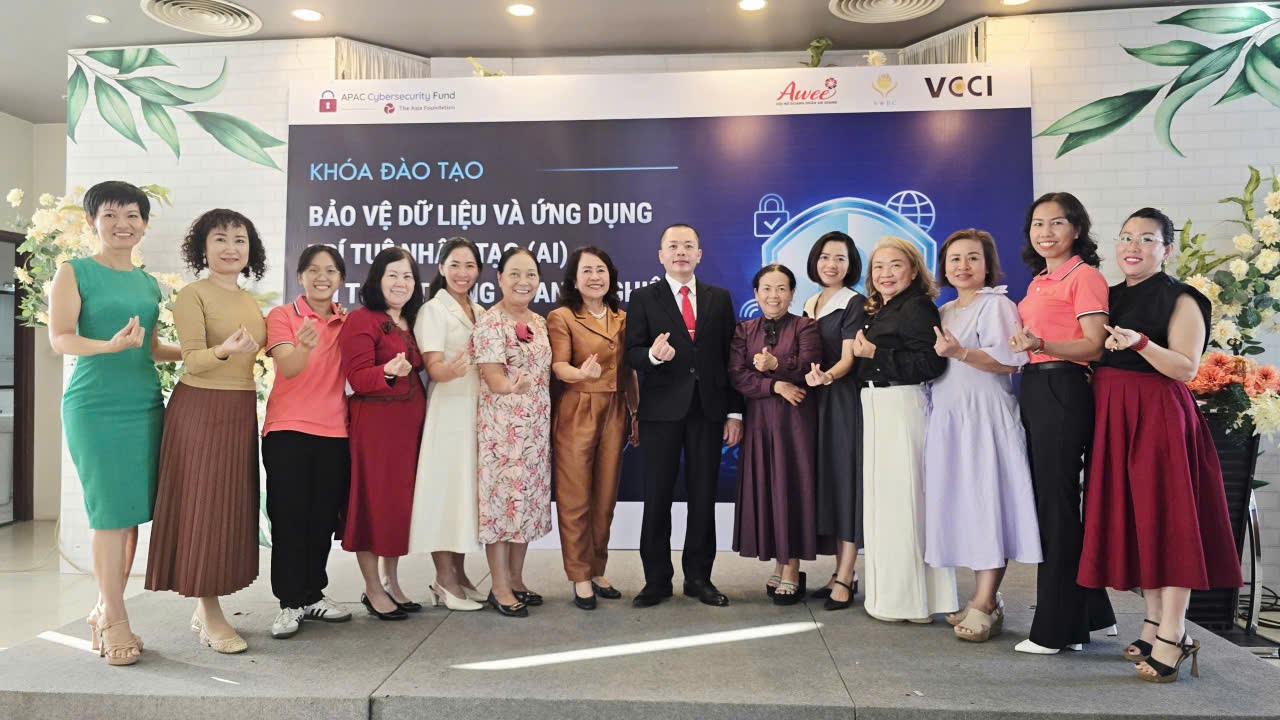 khoa dao tao bao ve du lieu va ung dung tri tue nhan tao an toan trong doanh nghiep 14
