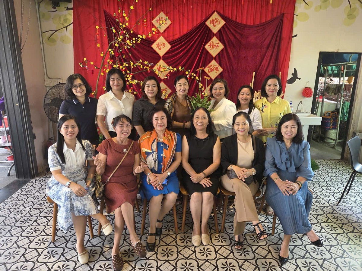 am ap buoi gap go dau xuan cua cac chi hoi nu doanh nhan long xuyen chau doc va cho moi 2