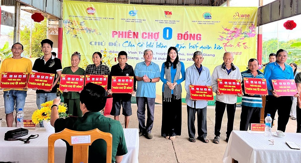 bo chi huy quan su tinh to chuc phien cho 0 dong tai xa vinh truong 3