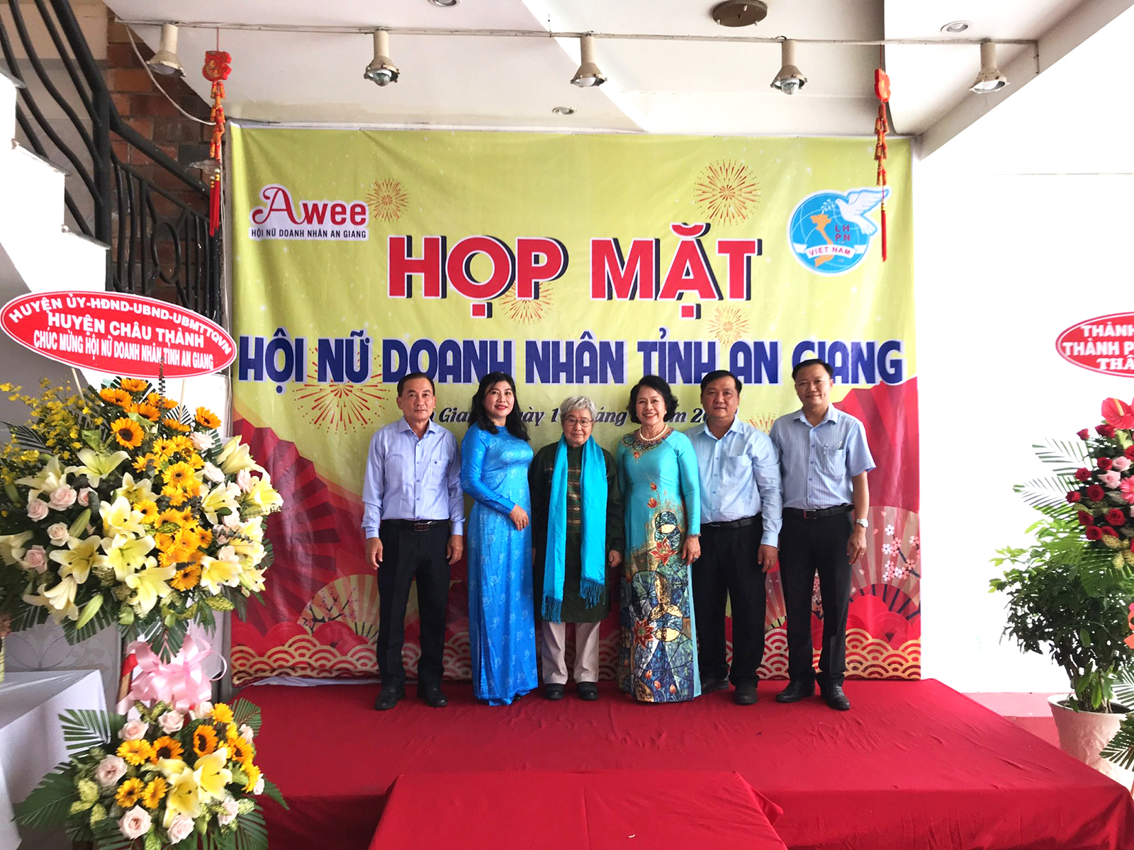 hop mat nu doanh nhan tinh an giang 3