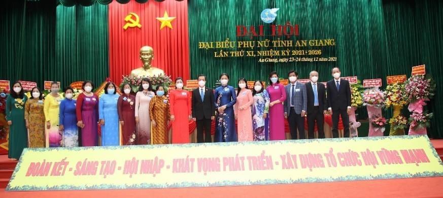 le bich phuong tai dac cu chu tich hoi lien hiep phu nu tinh an giang lan thu 10 5