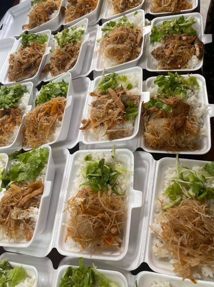 nu doanh nhan an giang huong ve cong dong trong dai dich covid 19 4